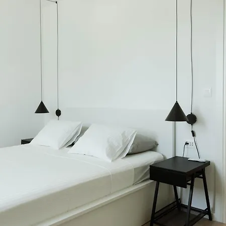 Appartamento Minimalist Haven With Balcony And Garage Parking Place Spalato
